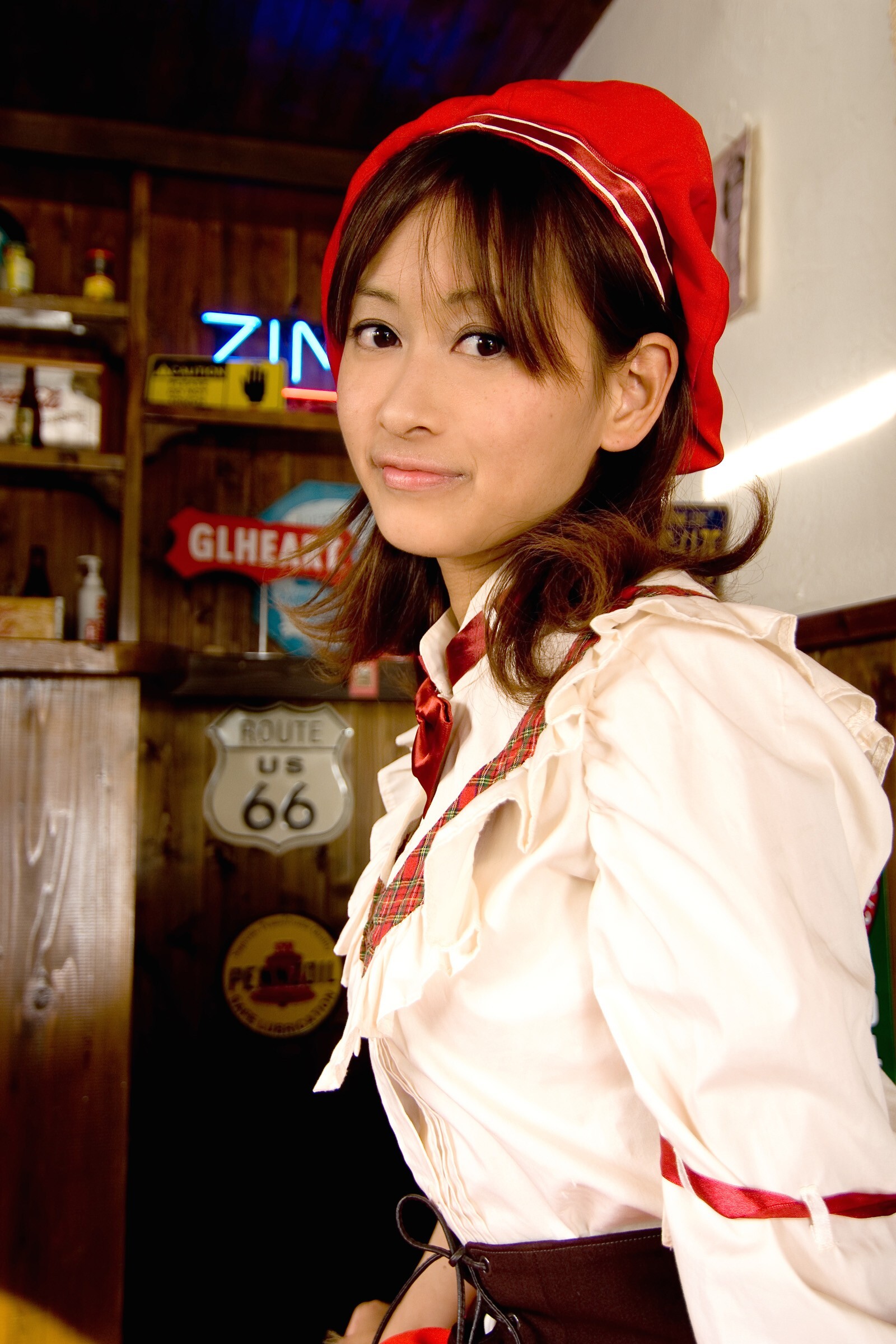 [Cosplay]   Welcome to Pia Carrot 小美女性感写真